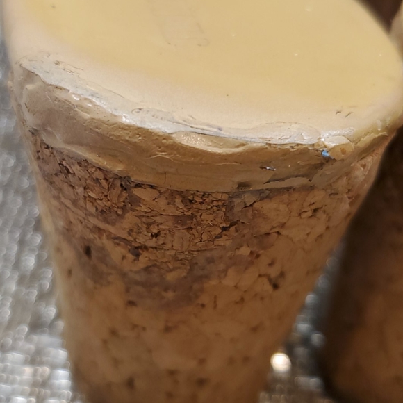 SOLD!! JIMMY CHOO Patent Thong Sandals - Size 40 - Picture 10 of 13